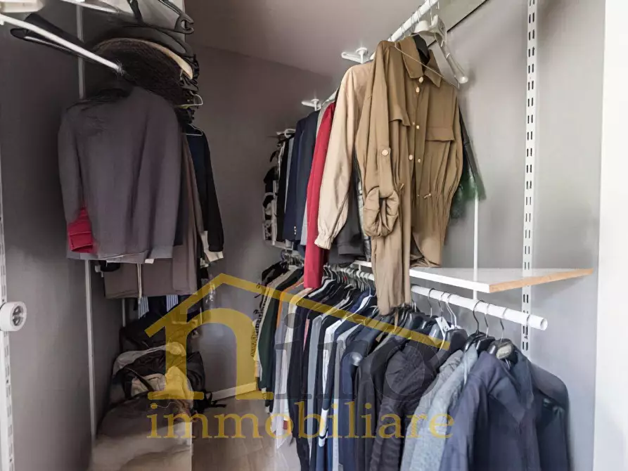 Immagine 34 di Appartamento in vendita  in Via Luigi Anelli 54 a Pescara
