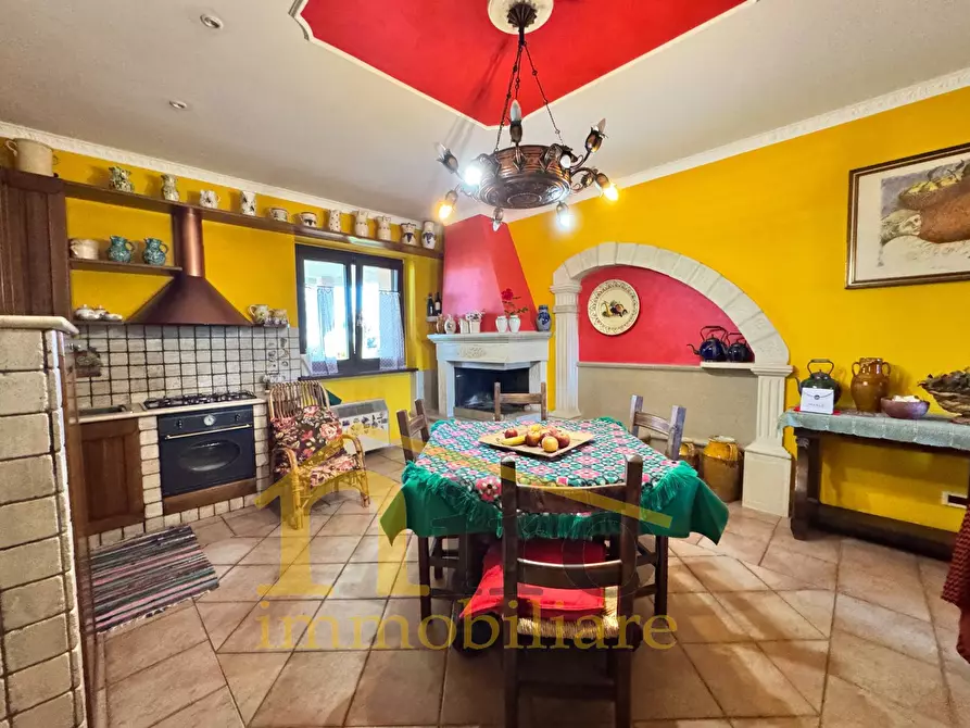 Immagine 18 di Villa in vendita  in Contrada Collina 80 a Nocciano