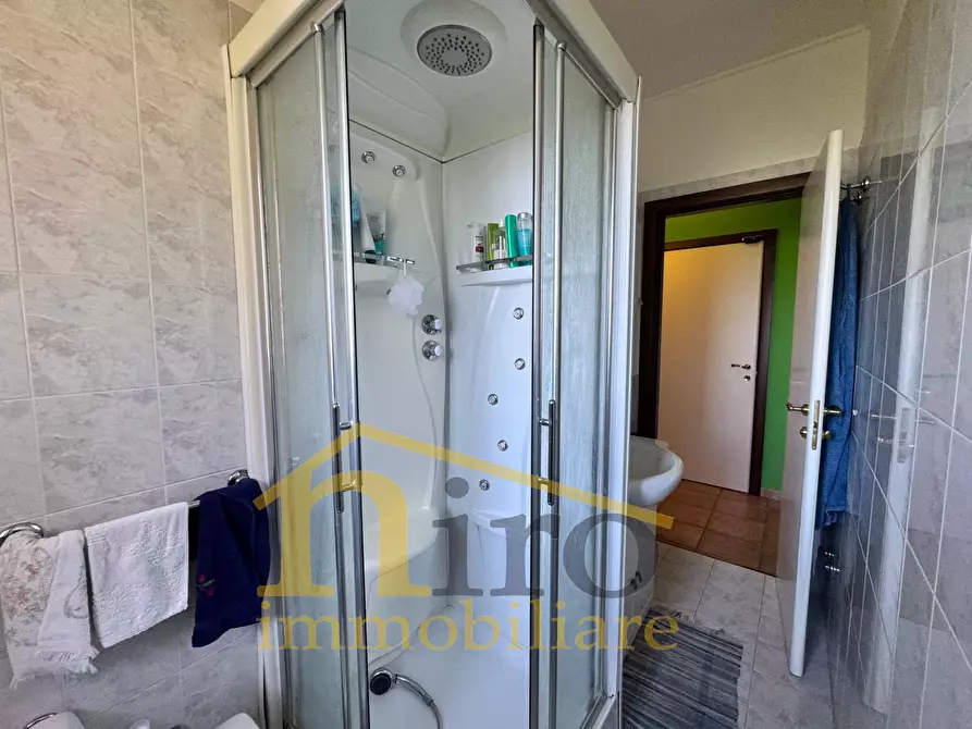 Immagine 37 di Villa in vendita  in Contrada Collina 80 a Nocciano