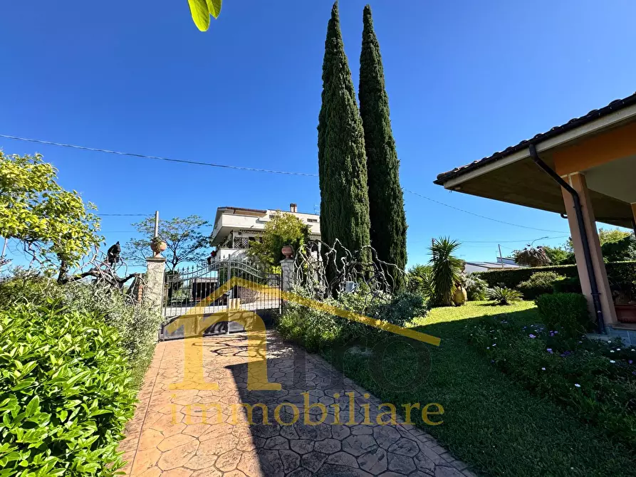 Immagine 48 di Villa in vendita  in Contrada Collina 80 a Nocciano
