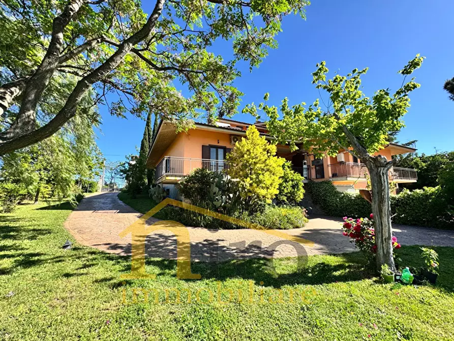Immagine 53 di Villa in vendita  in Contrada Collina 80 a Nocciano