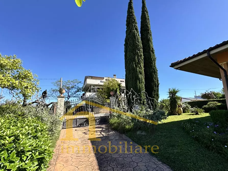 Immagine 61 di Villa in vendita  in Contrada Collina 80 a Nocciano