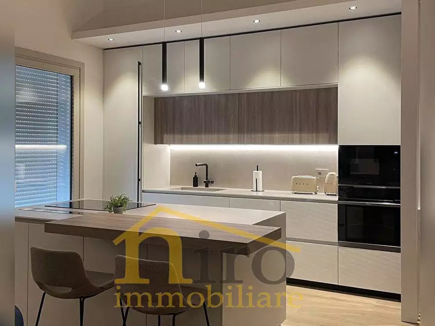Immagine 4 di Appartamento in vendita  in Via Giacomo Puccini a Pescara