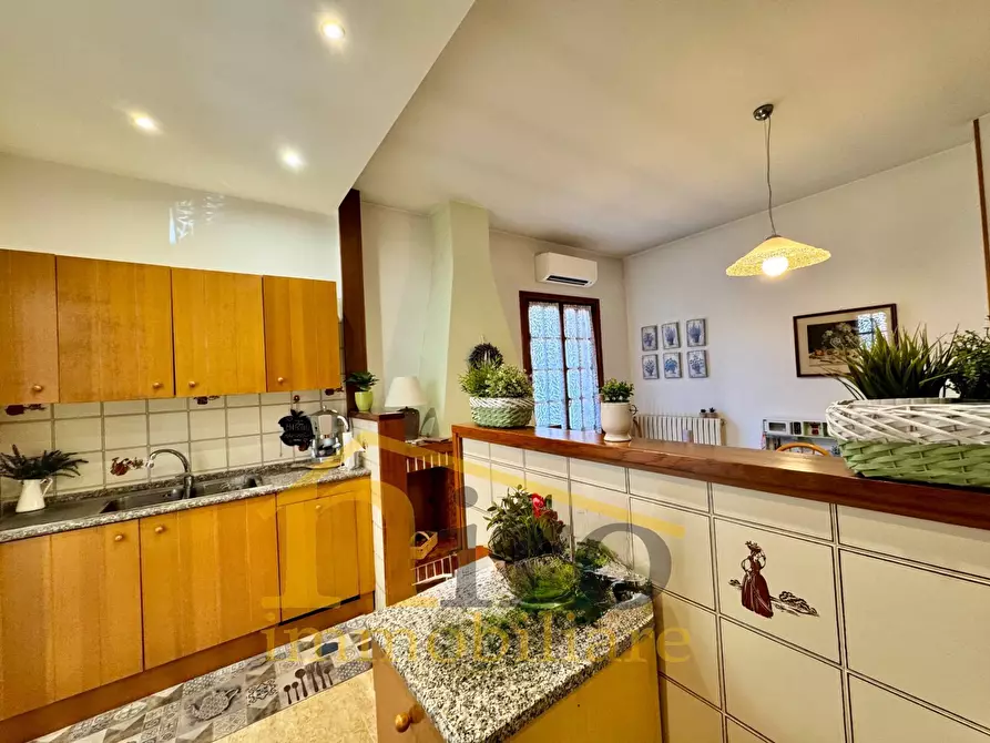 Immagine 33 di Villa in vendita  in Via Sagittario 4 a Montesilvano