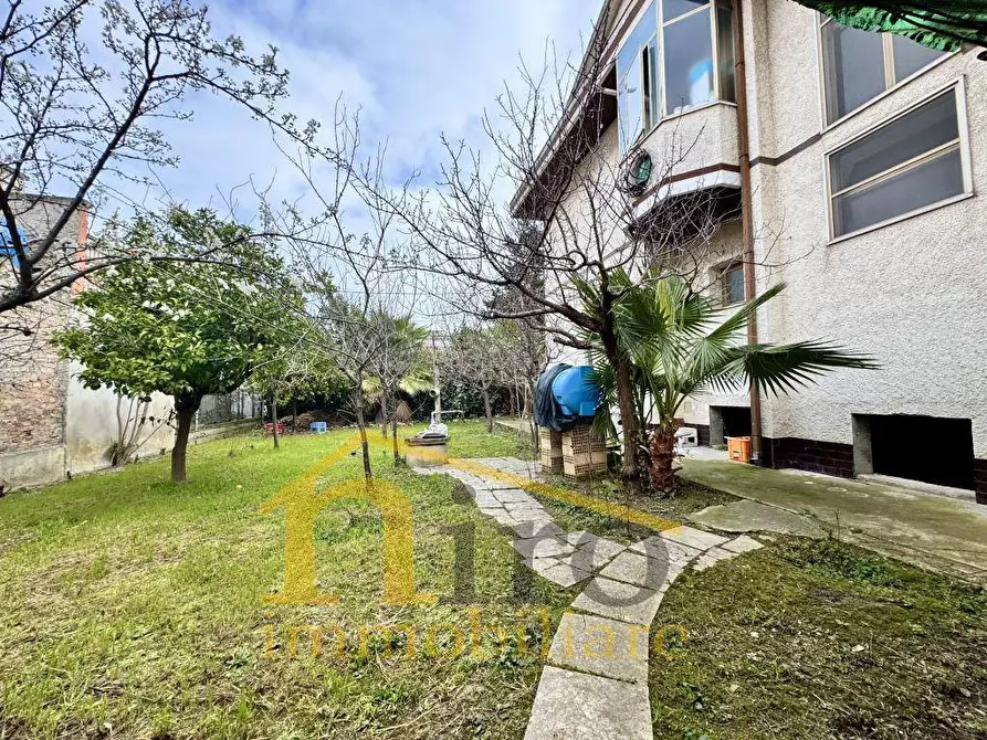 Immagine 58 di Villa in vendita  in Via Sagittario 4 a Montesilvano