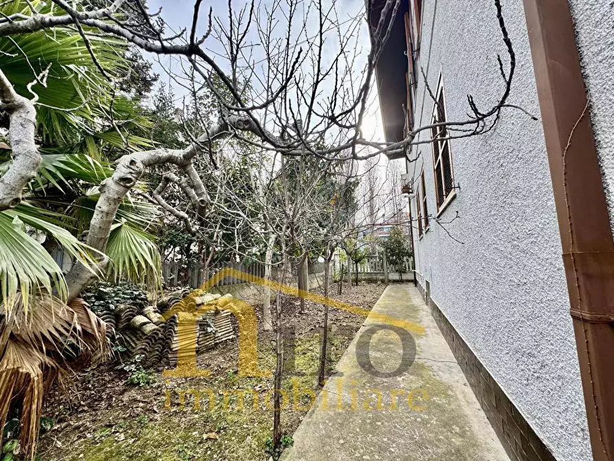 Immagine 60 di Villa in vendita  in Via Sagittario 4 a Montesilvano