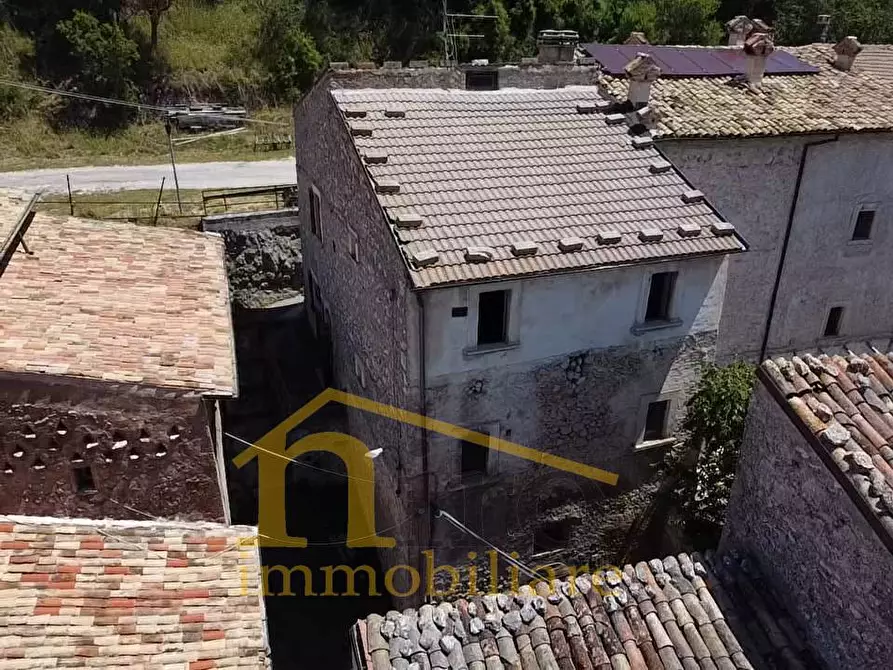 Immagine 3 di Casa indipendente in vendita  in Via De Contra 25 a Santo Stefano Di Sessanio