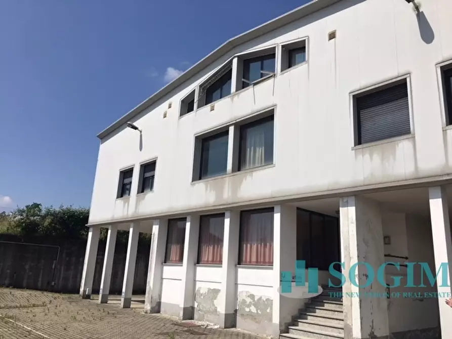 Immagine 24 di Capannone industriale in vendita  in Via Torino 30 a Cantù