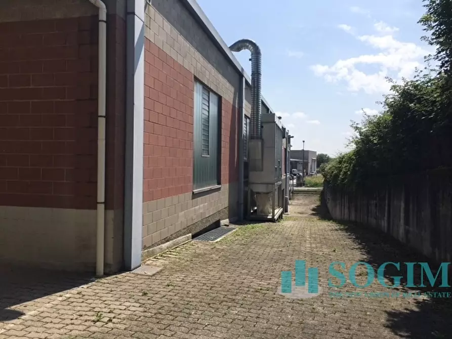 Immagine 42 di Capannone industriale in vendita  in Via Torino 30 a Cantù