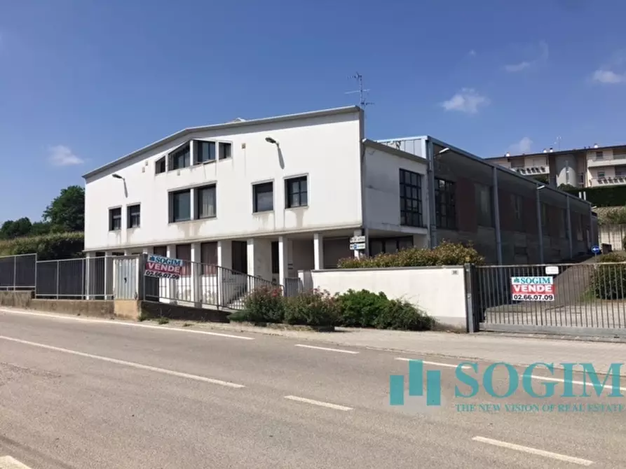 Immagine 43 di Capannone industriale in vendita  in Via Torino 30 a Cantù