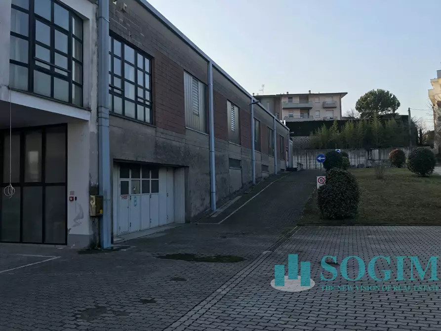 Immagine 45 di Capannone industriale in vendita  in Via Torino 30 a Cantù