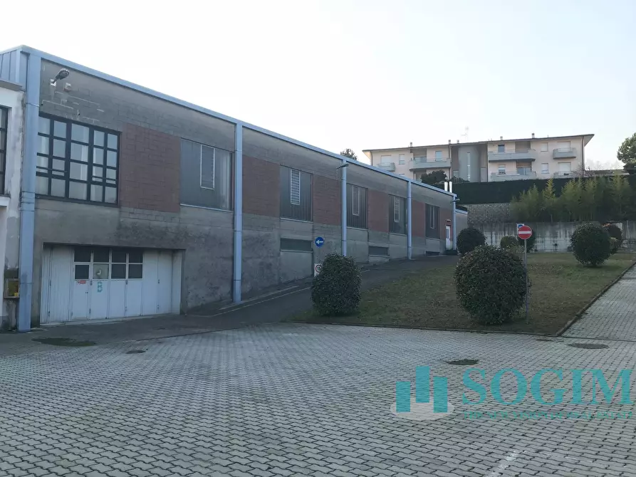 Immagine 47 di Capannone industriale in vendita  in Via Torino 30 a Cantù