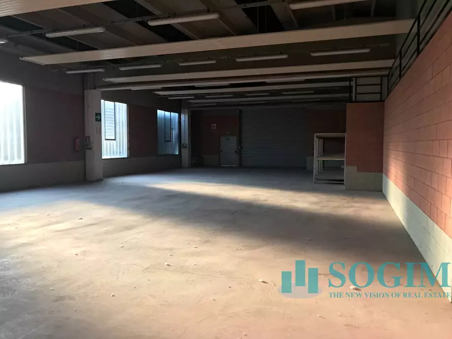 Immagine 61 di Capannone industriale in vendita  in Via Torino 30 a Cantù