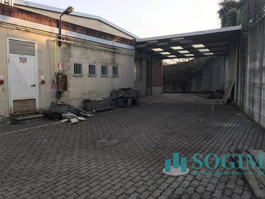 Immagine 67 di Capannone industriale in vendita  in Via Torino 30 a Cantù
