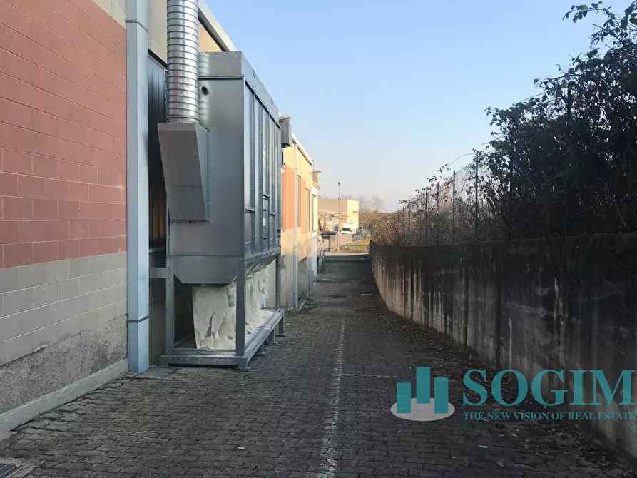 Immagine 71 di Capannone industriale in vendita  in Via Torino 30 a Cantù