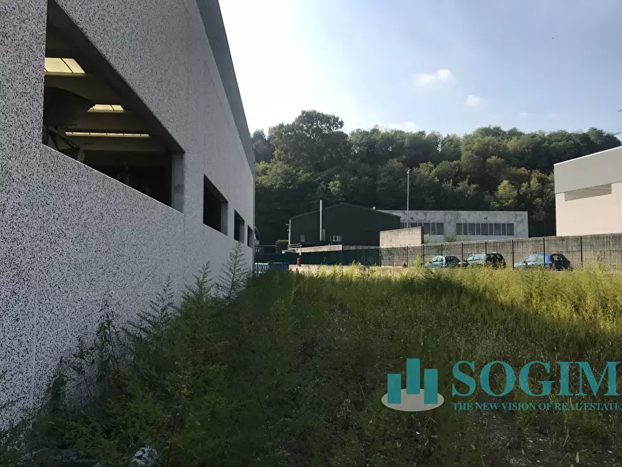 Immagine 7 di Capannone industriale in vendita  in via Valsorda a Carugo