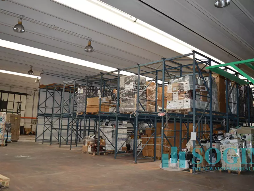 Immagine 15 di Capannone industriale in vendita  in Via Torino 53/55 a Olgiate Comasco