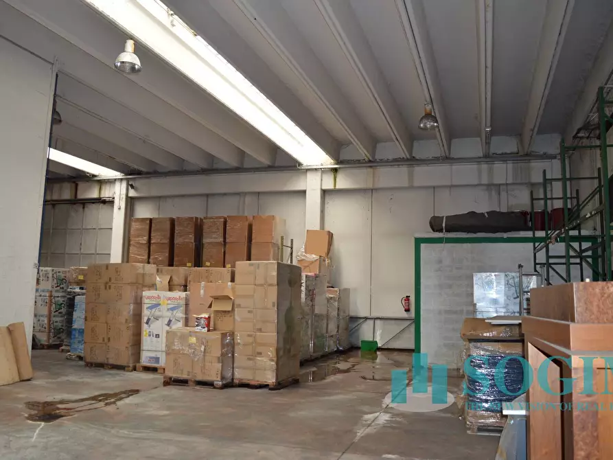 Immagine 16 di Capannone industriale in vendita  in Via Torino 53/55 a Olgiate Comasco