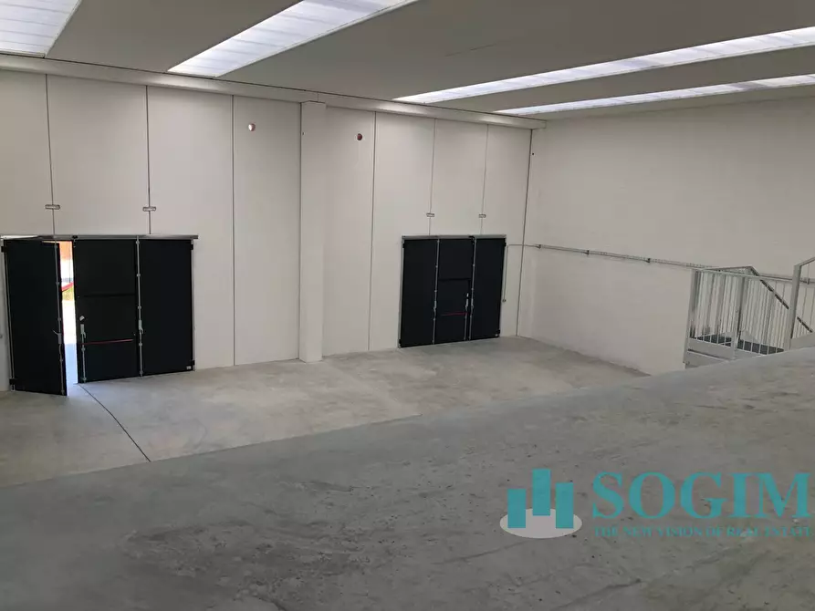 Immagine 6 di Capannone industriale in affitto  in VIA ITALIA a Busnago