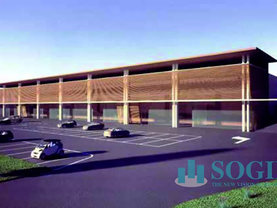 Immagine 2 di Locale commerciale in vendita  a Anzano Del Parco