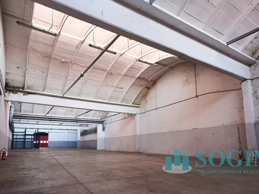 Immagine 2 di Capannone industriale in vendita  in Via Della Stampa a Novate Milanese