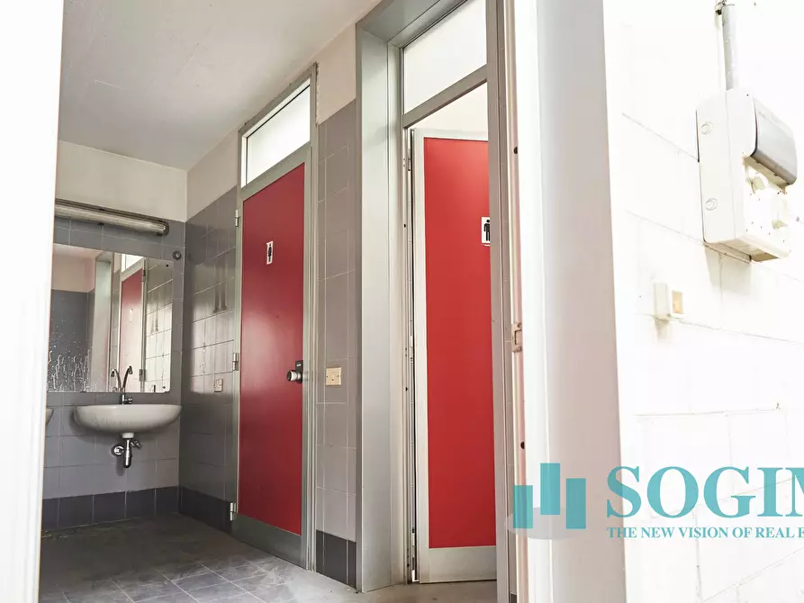 Immagine 9 di Capannone industriale in vendita  in Via Della Stampa a Novate Milanese