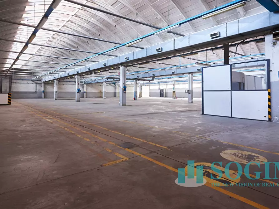 Immagine 15 di Capannone industriale in vendita  in Via Della Stampa a Novate Milanese