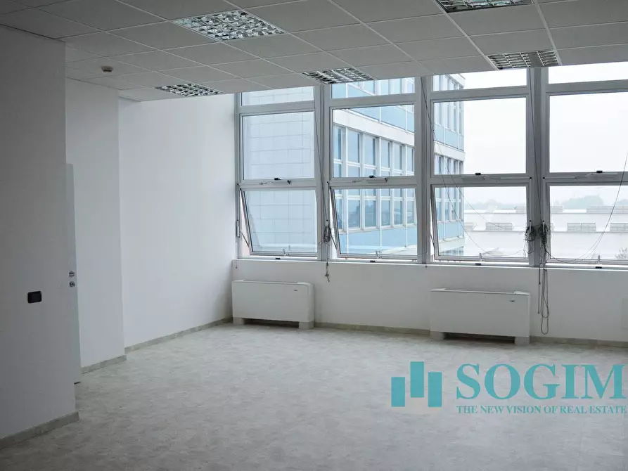 Immagine 2 di Ufficio in affitto  in Via Fantoli 7 a Milano