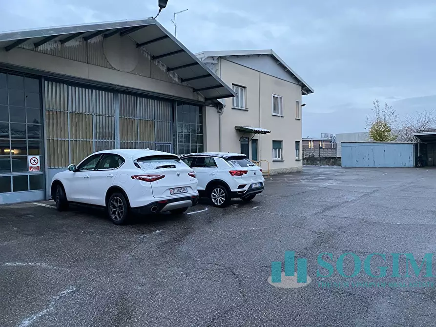 Immagine 4 di Capannone industriale in vendita  in Via Anglieri a Cantù
