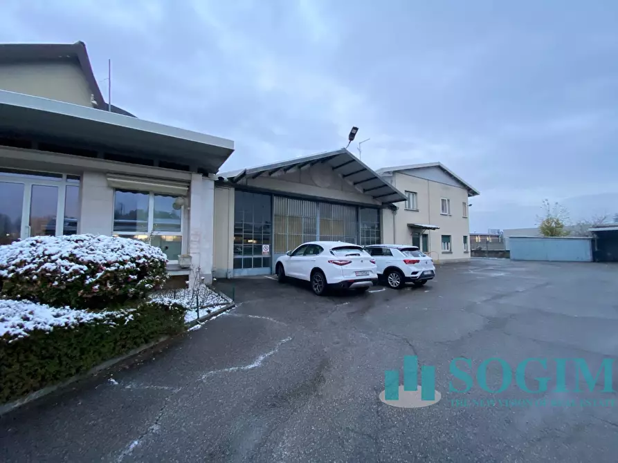 Immagine 5 di Capannone industriale in vendita  in Via Anglieri a Cantù