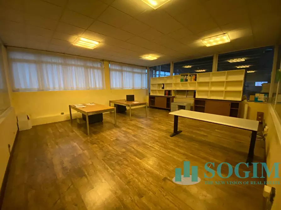 Immagine 7 di Capannone industriale in vendita  in Via Anglieri a Cantù