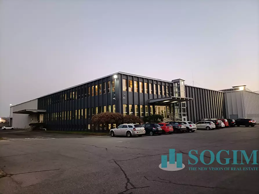 Immagine 8 di Capannone industriale in affitto  in via Parco 47 a Biassono