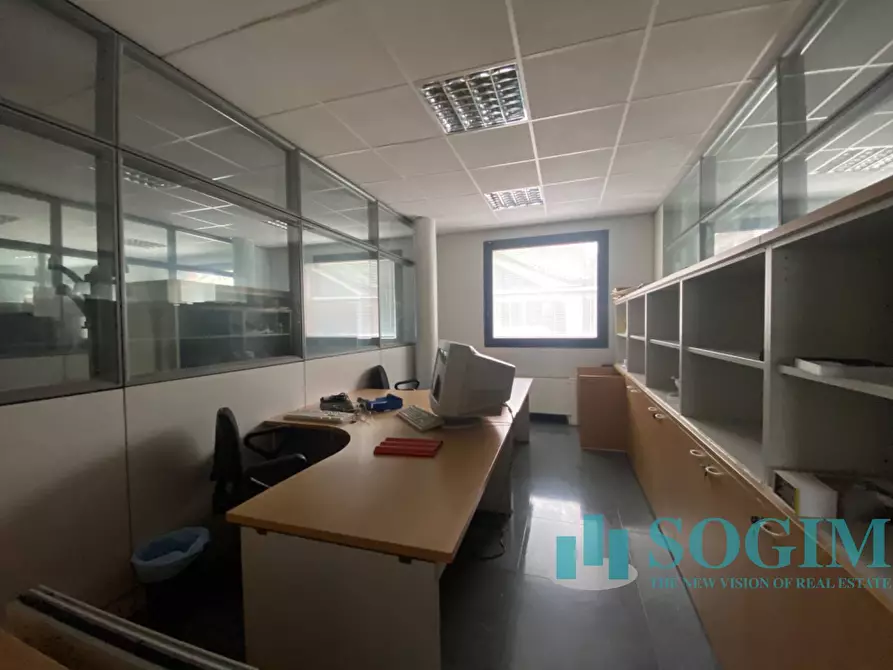 Immagine 7 di Ufficio in affitto  in Via Como 214 a Cantù