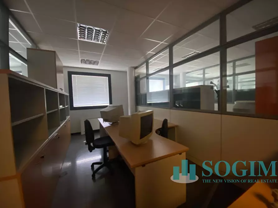 Immagine 13 di Ufficio in affitto  in Via Como 214 a Cantù