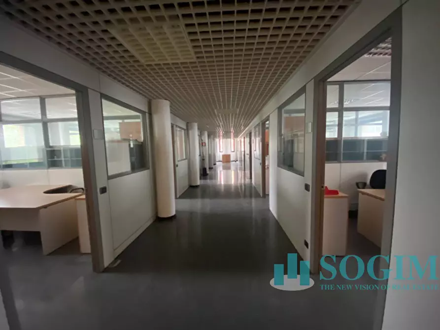 Immagine 15 di Ufficio in affitto  in Via Como 214 a Cantù