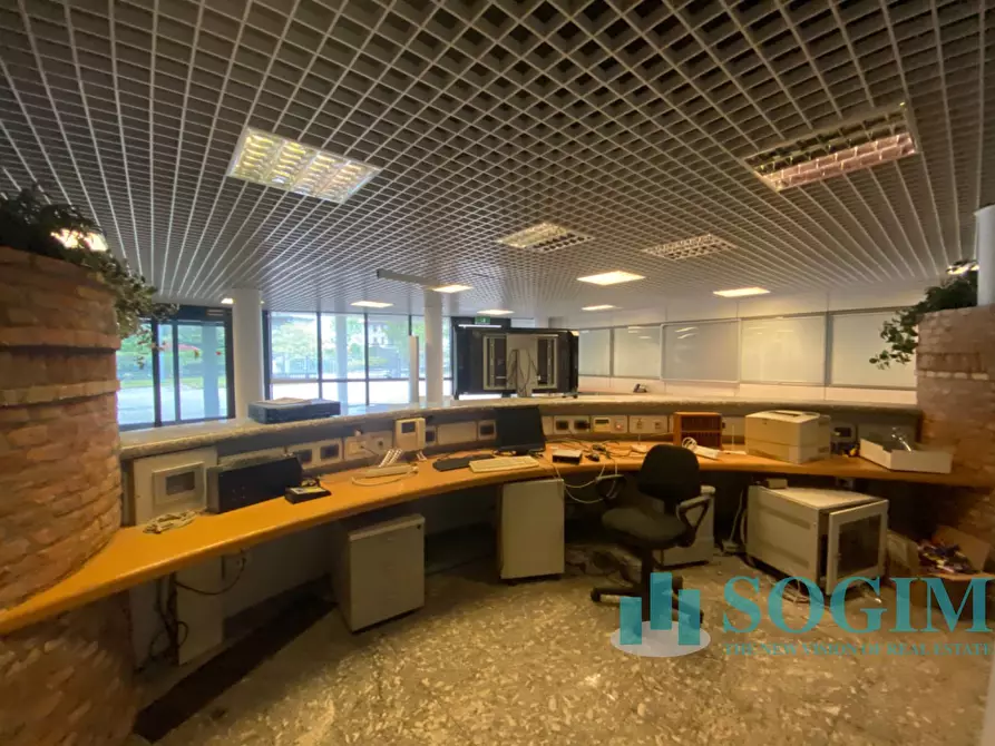 Immagine 19 di Ufficio in affitto  in Via Como 214 a Cantù