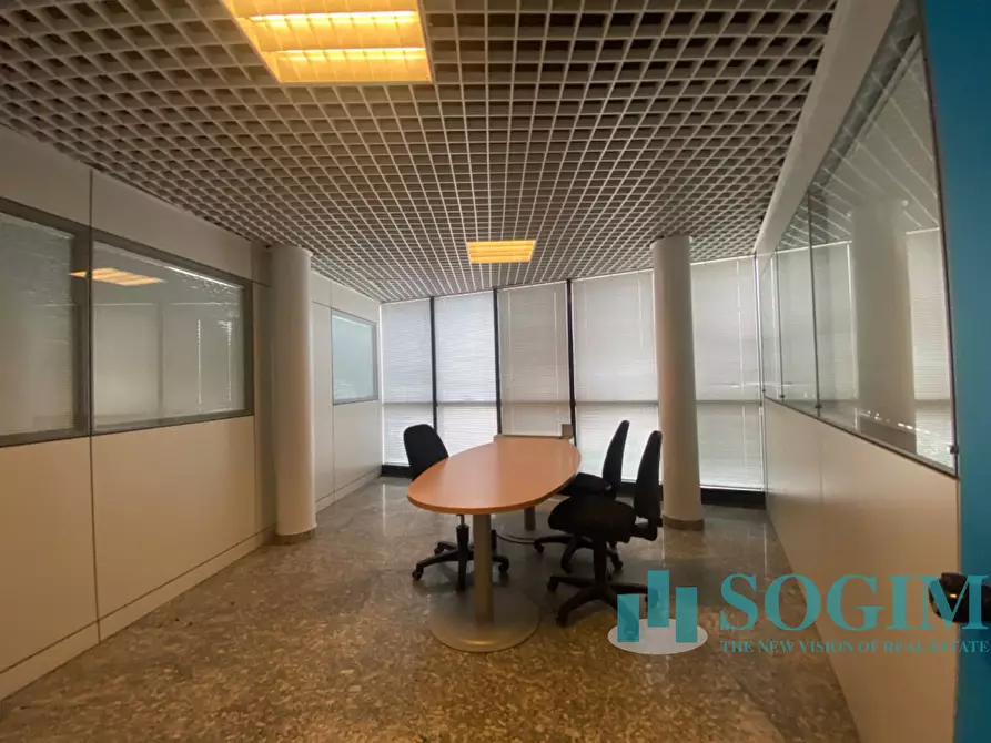 Immagine 26 di Ufficio in affitto  in Via Como 214 a Cantù