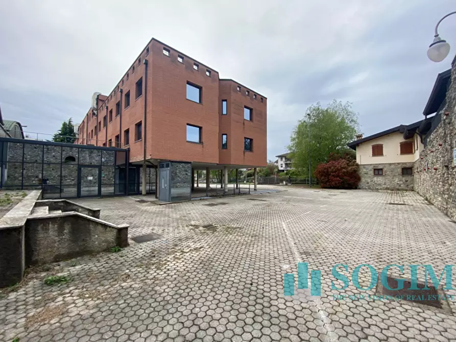 Immagine 39 di Ufficio in affitto  in Via Como 214 a Cantù