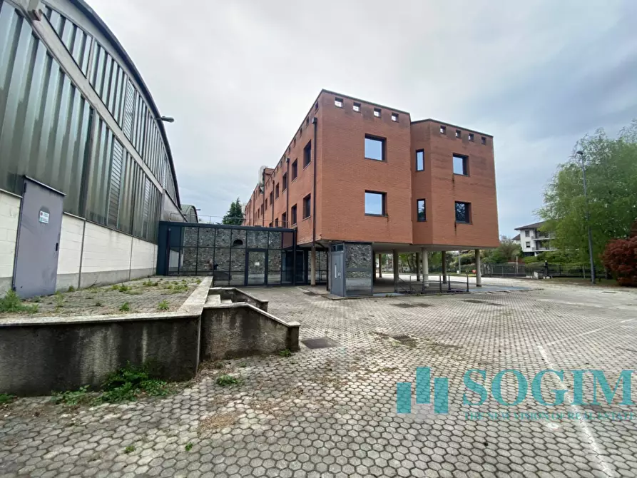 Immagine 41 di Ufficio in affitto  in Via Como 214 a Cantù