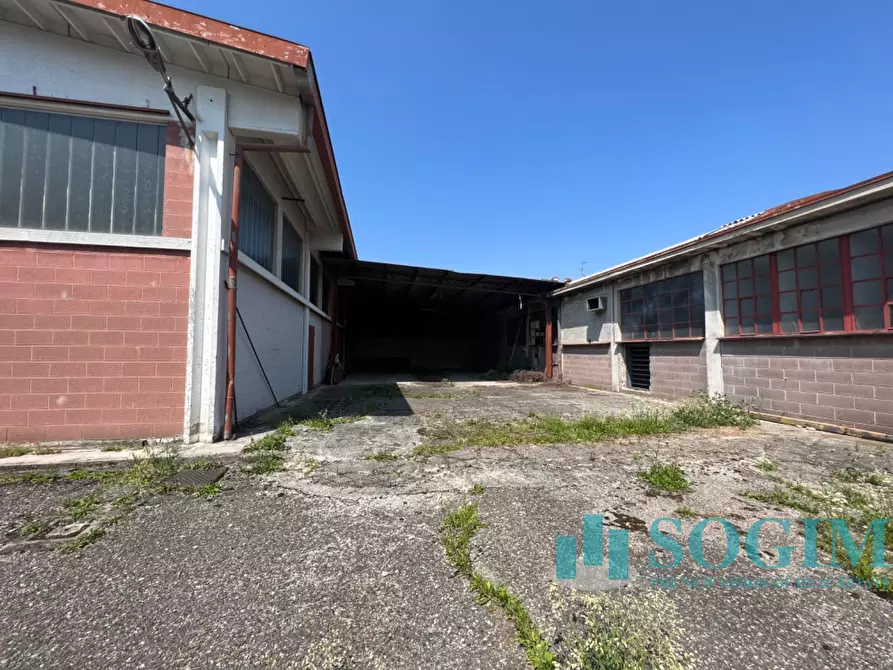 Immagine 20 di Capannone industriale in vendita  in Via Virgilio 24 a Cantù