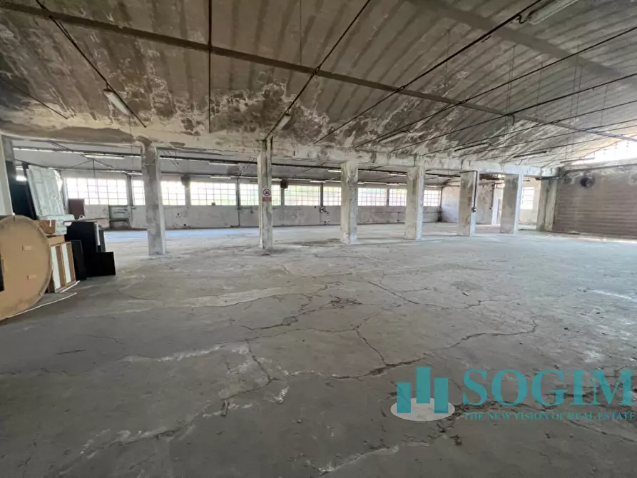 Immagine 29 di Capannone industriale in vendita  in Via Virgilio 24 a Cantù