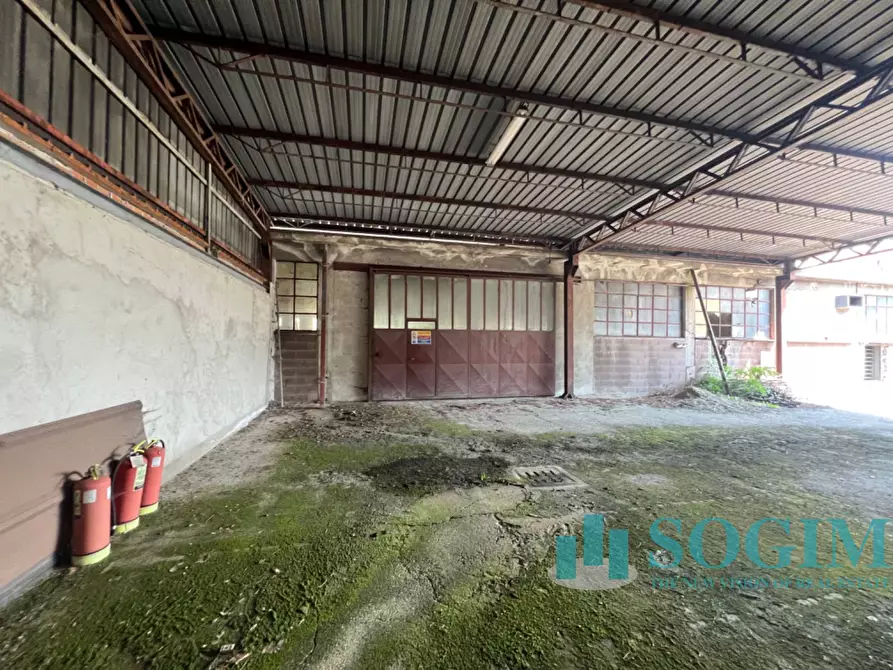 Immagine 30 di Capannone industriale in vendita  in Via Virgilio 24 a Cantù