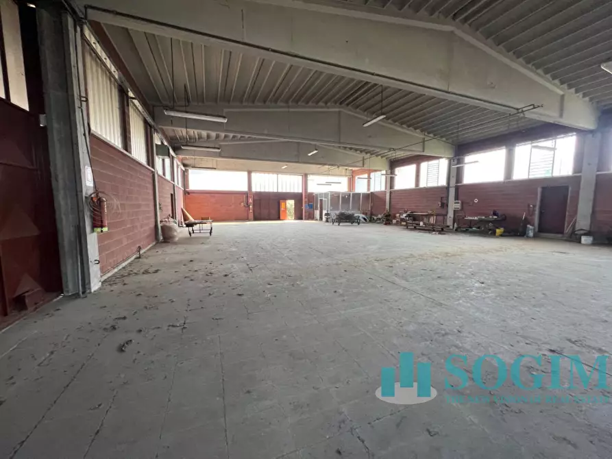 Immagine 33 di Capannone industriale in vendita  in Via Virgilio 24 a Cantù