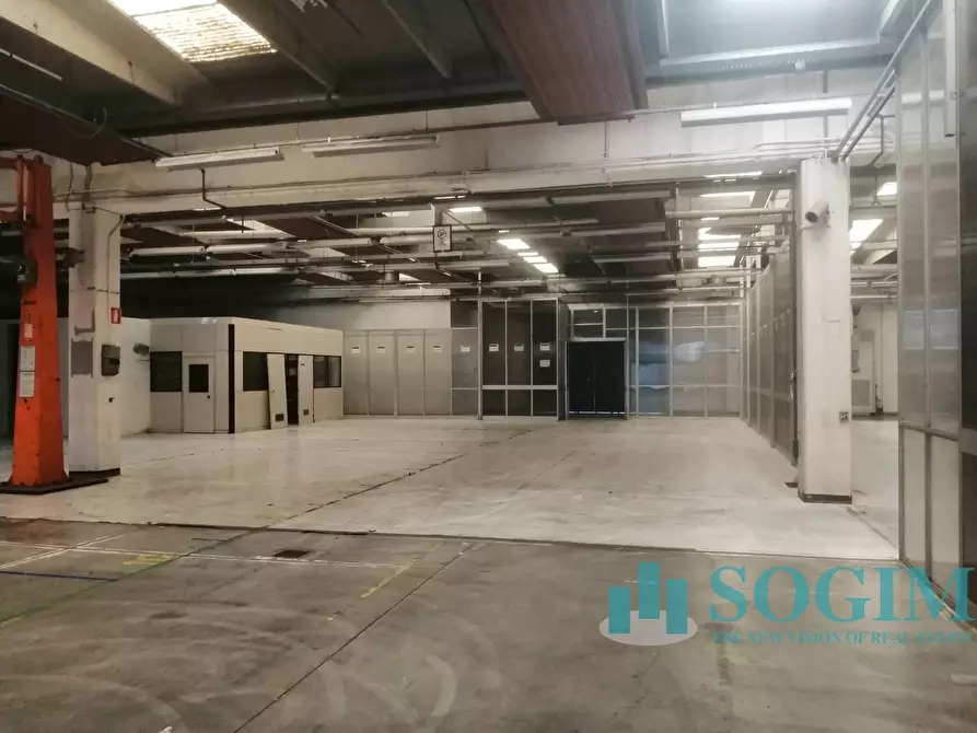 Immagine 5 di Capannone industriale in vendita  in Via Oriana Fallaci a Arcore