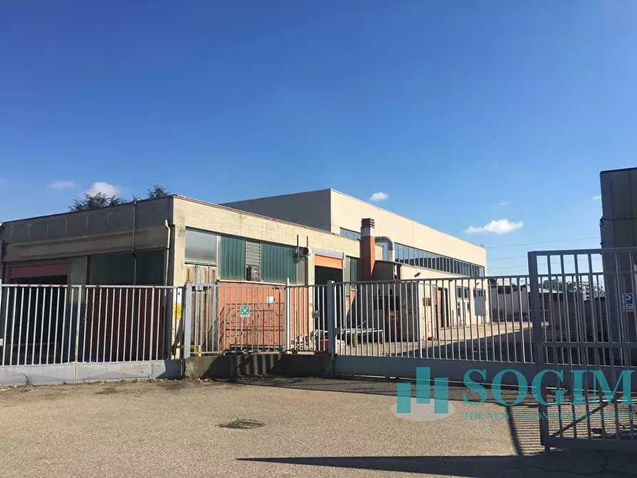 Immagine 22 di Magazzino in vendita  in VIA PO' 5 a Opera