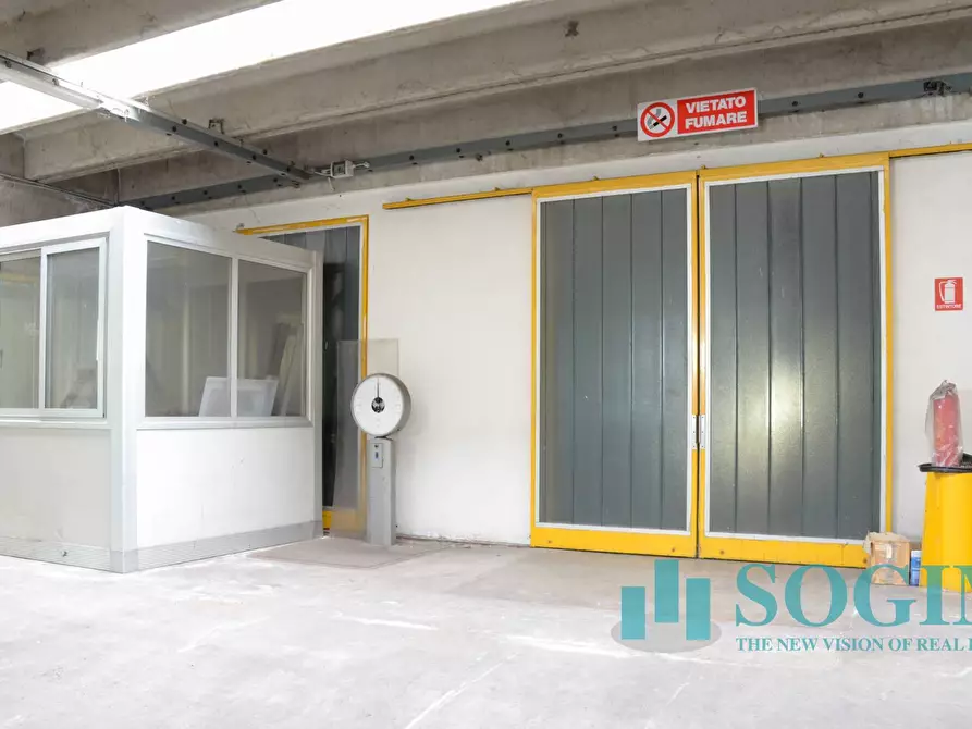 Immagine 23 di Capannone industriale in vendita  in via cesare battisti a Golasecca