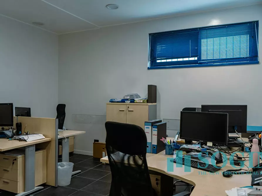 Immagine 12 di Ufficio in vendita  in via aristotele 9 a Brugherio