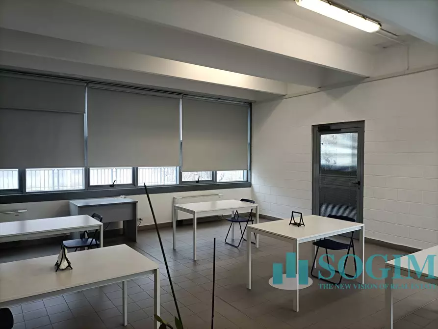 Immagine 37 di Capannone industriale in affitto  in Via del Valà 14 a Carate Brianza