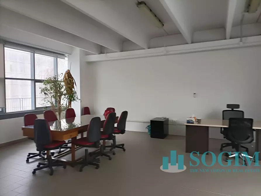 Immagine 40 di Capannone industriale in affitto  in Via del Valà 14 a Carate Brianza