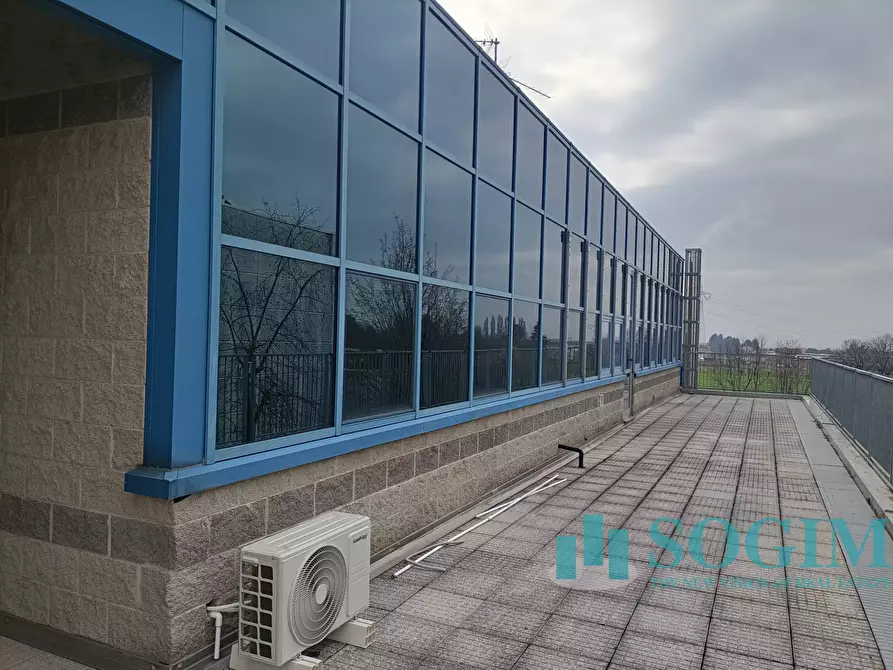 Immagine 41 di Capannone industriale in affitto  in Via del Valà 14 a Carate Brianza